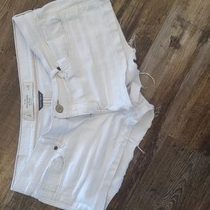 Abercrombie white shorts size 8